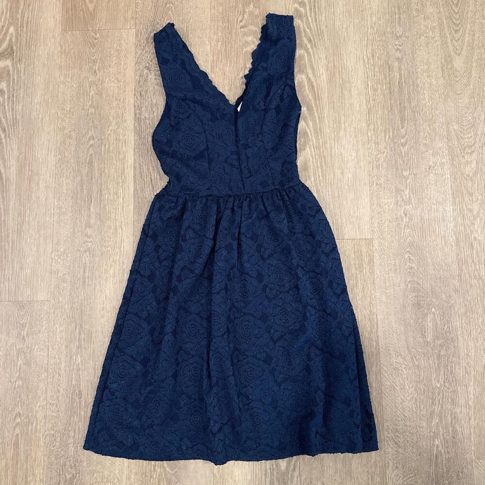 Navy lace v-neck dress Size S